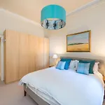 Gayfield Place